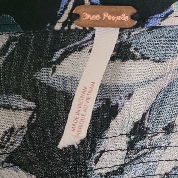 Free People Good Vibrations Blouse S Floral Oversized Boho Button Down Top - Picture 2 of 12